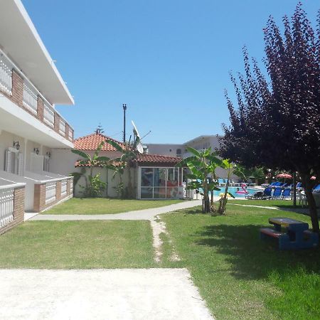 Ellinis Aparthotel Laganas Esterno foto